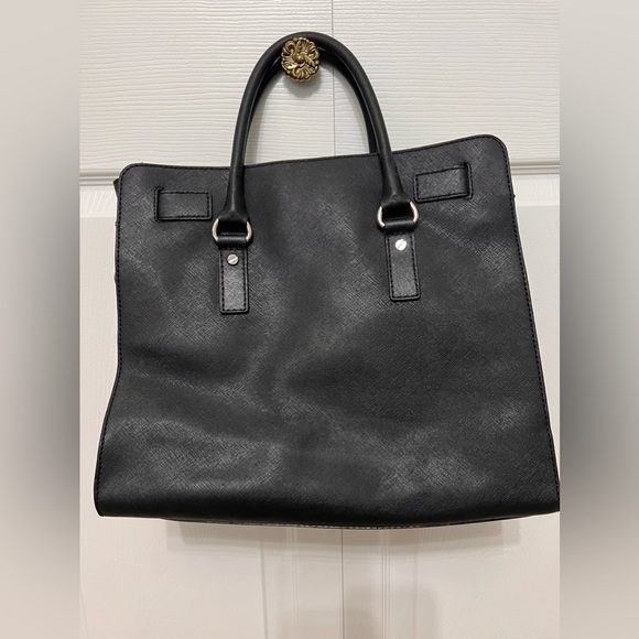 Authentic Michael Kors large Hamilton satchel - Picture 2 of 12